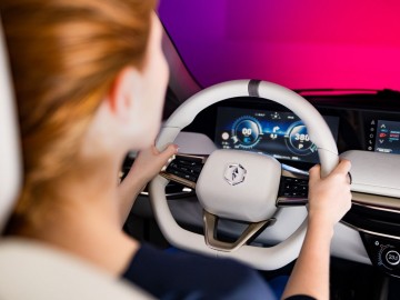 Izera &ndash; oto polski samoch&oacute;d elektryczny